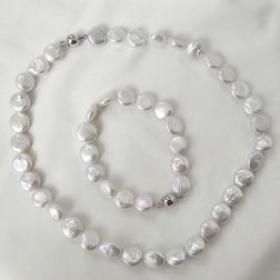 White pearl button necklace + bracelet with white gold ball clasp