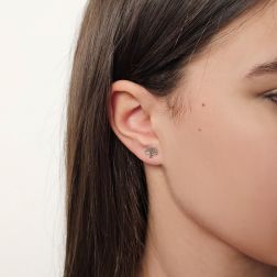 Orecchini Albero della Vita Oro Bianco indossata