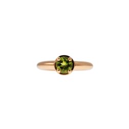 Round Solitaire Ring with Peridot and 18 Diamonds in Rose Gold