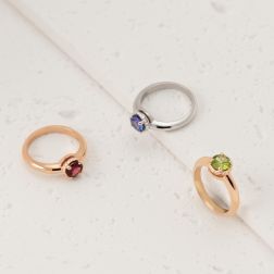 Round Solitaire Ring with Peridot and 18 Diamonds in Rose Gold - italian size 12