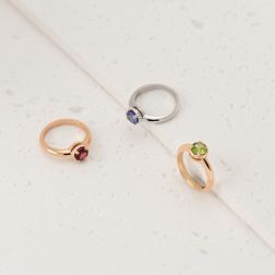 Round Solitaire Ring with Rhodolite and 18 Diamonds in Rose Gold - italian size 14