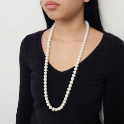 photo of worn 79cm Long Necklace White Pearls without clasp
