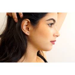 Sapphire Circle earring 4,5mm