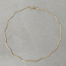 Semi-rigid flexible wave necklace