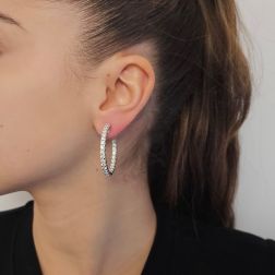 Boccole con 58 Diamanti 5,36ct chiusura a Clip in Oro Bianco foto indossata