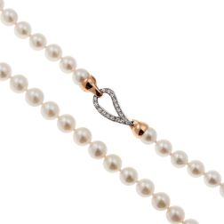Akoya pearl necklace with drop clasp in White and Rose Gold with Diamonds