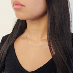 Photo of worn 40cm Necklace Rolò chain 2.10mm white gold