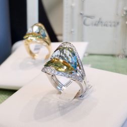 Anello Design "Sogno di Mezza Estate" Oro Bianco con Topazio Citrino e Azzurro e Diamanti