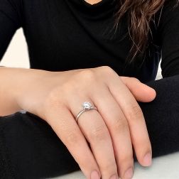 photo of worn Pantelleria Engagement Diamond Ring in 18kt white gold