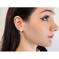 Photo of worn Pearl earrings 9-10mm in White Gold