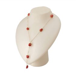 Collana con Laccetto in Oro Giallo e Corallo Rosso