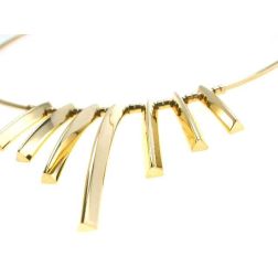 Rigid Claw Necklace in Yellow Gold