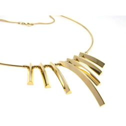 Rigid Claw Necklace in Yellow Gold