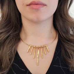photo of worn Rigid Claw Necklace in Yellow Gold