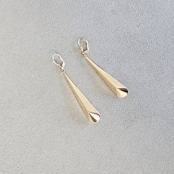 Super-lightweight elongated prism pendant earrings in yellow gold