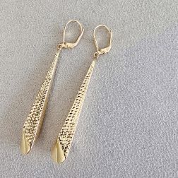 Super-lightweight elongated Faceted Prism pendant earrings in yellow gold