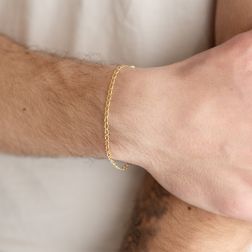 Photo of worn flat oval faceted grumetta chain Bracelet 2.80mm - 2.60mm