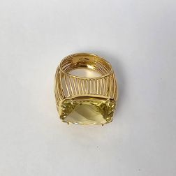 Lemon Quartz Ring in Yellow Gold