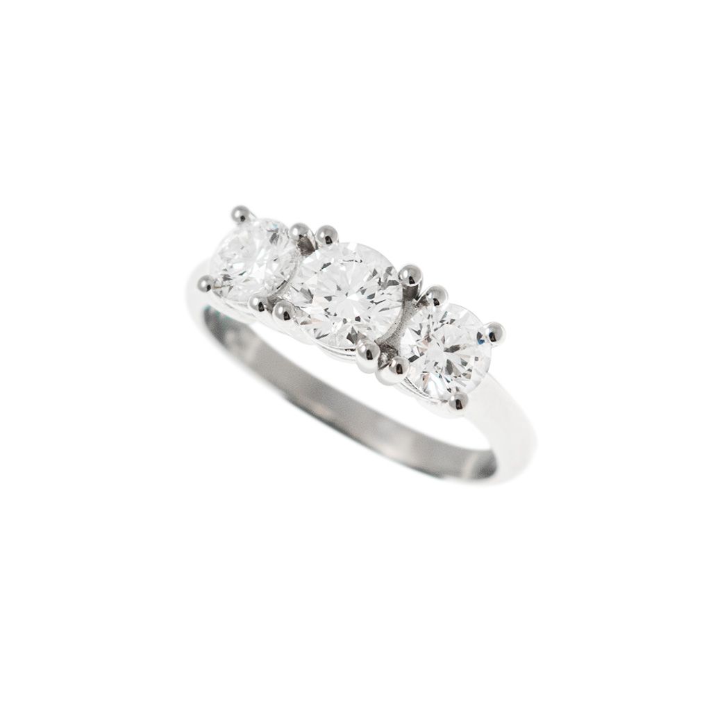 Anello Trilogy Centro da 0.57ct/0.60ct e lati da 0.38ct