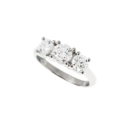 Anello Trilogy Centro da 0.57ct/0.60ct e lati da 0.38ct