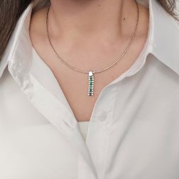 Girocollo Semirigido Flessibile Tubolare 1.50mm Sfaccettato Oro Bianco foto indossata
