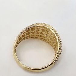 Yellow Gold Curved Knurled Ring with Zircons