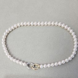 Akoya Pearl Necklace with Curved Double-Colored Clasp