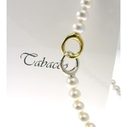 Akoya Pearl Necklace with Curved Double-Colored Clasp