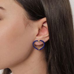 Photo of worn 18kt Yellow Gold Lobe Earrings – Heart with Blue Lapis