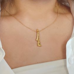 Collana Foulard Tormalina verde e Diamanti in Oro Giallo foto indossata