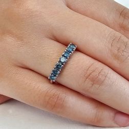 7 Blue Diamonds Ring - Width 3.6mm - White Gold