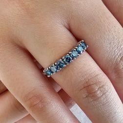 7 Blue Diamonds Ring - Width 3.6mm - White Gold
