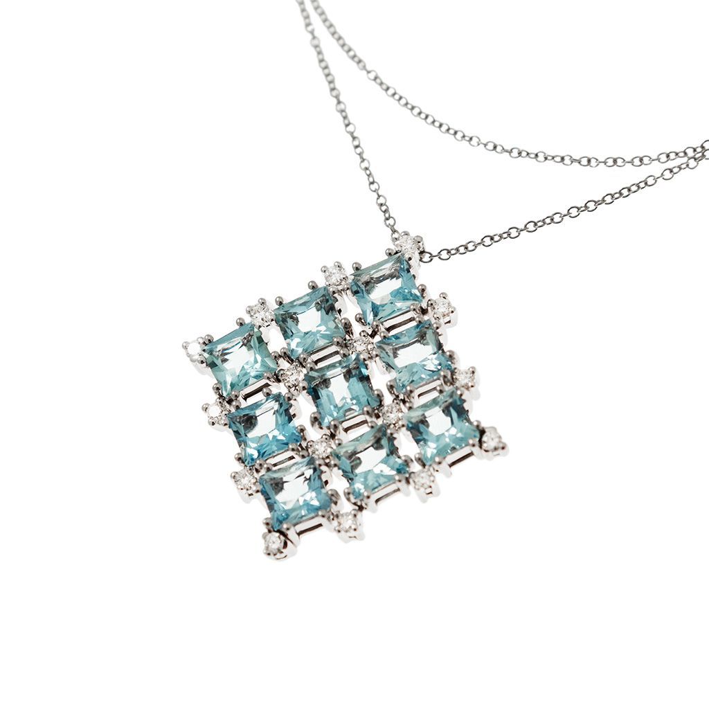 Aquamarine Carpet Necklace