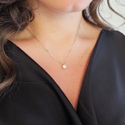 Girocollo veneta Punto Luce Simple Diamante 0.70ct/0.80ct foto indossata
