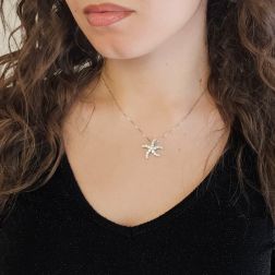 Starfish Pendant with Diamonds in White Gold Photo of worn