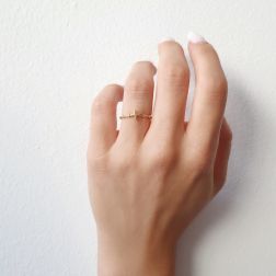 Anello Rosario Croce Oro Giallo foto indossata