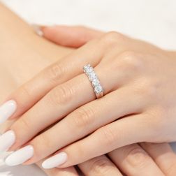 Photo of worn 5 Diamonds Center of 0.37ct and 4 of 0.30ct/031ct Ring Suspended