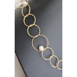 Circle Necklace with Pearls
