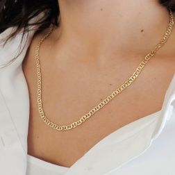 Photo of worn Yellow Gold "Traversino" chain Necklace 50cm x 4.30mm