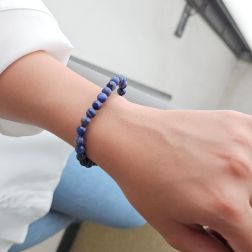 Bracciale Elastico interno con sfere 6.50mm Lapislazzuli foto indossata