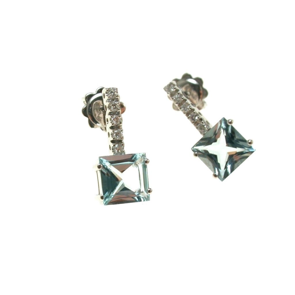 Orecchini con Acquamarina Quadrata 7x7mm e Barretta Diamanti