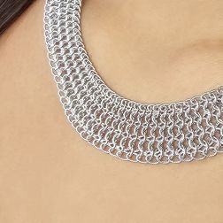 Collana Magnificent Oro Bianco 44cm x 19.20mm foto indossata