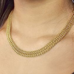 Collana Magnificent oro giallo - 43cm X 9.80mm foto indossata