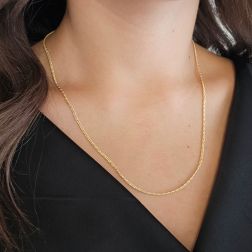 Photo of worn 50cm x 2mm Yellow Gold Tiger link chain Necklace