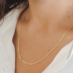 Photo of worn 50cm x 2.50mm Yellow Gold 3+1 Tiger link chain Necklace