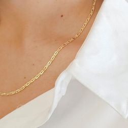 Collana 50cm Pernice da 2.50mm in Oro Giallo foto indossata