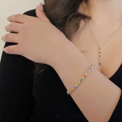 Ciondolo Tennis con Zaffiri multicolor e Diamanti foto indossata