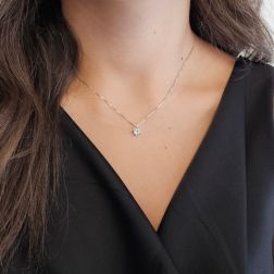 Foto indossata Girocollo punto luce Sparkle Acquamarina Carrè 4mm