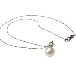 Akoya Pearl Necklace, 8–8.50 mm, with a 0.060 ct Diamond