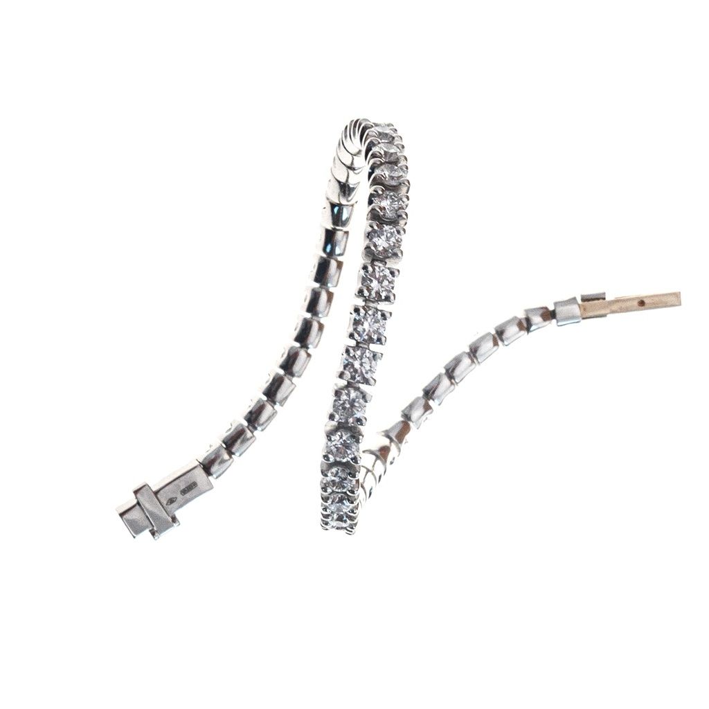Tennis bracelet x 4mm with diamonds on platinum, secure clasp
